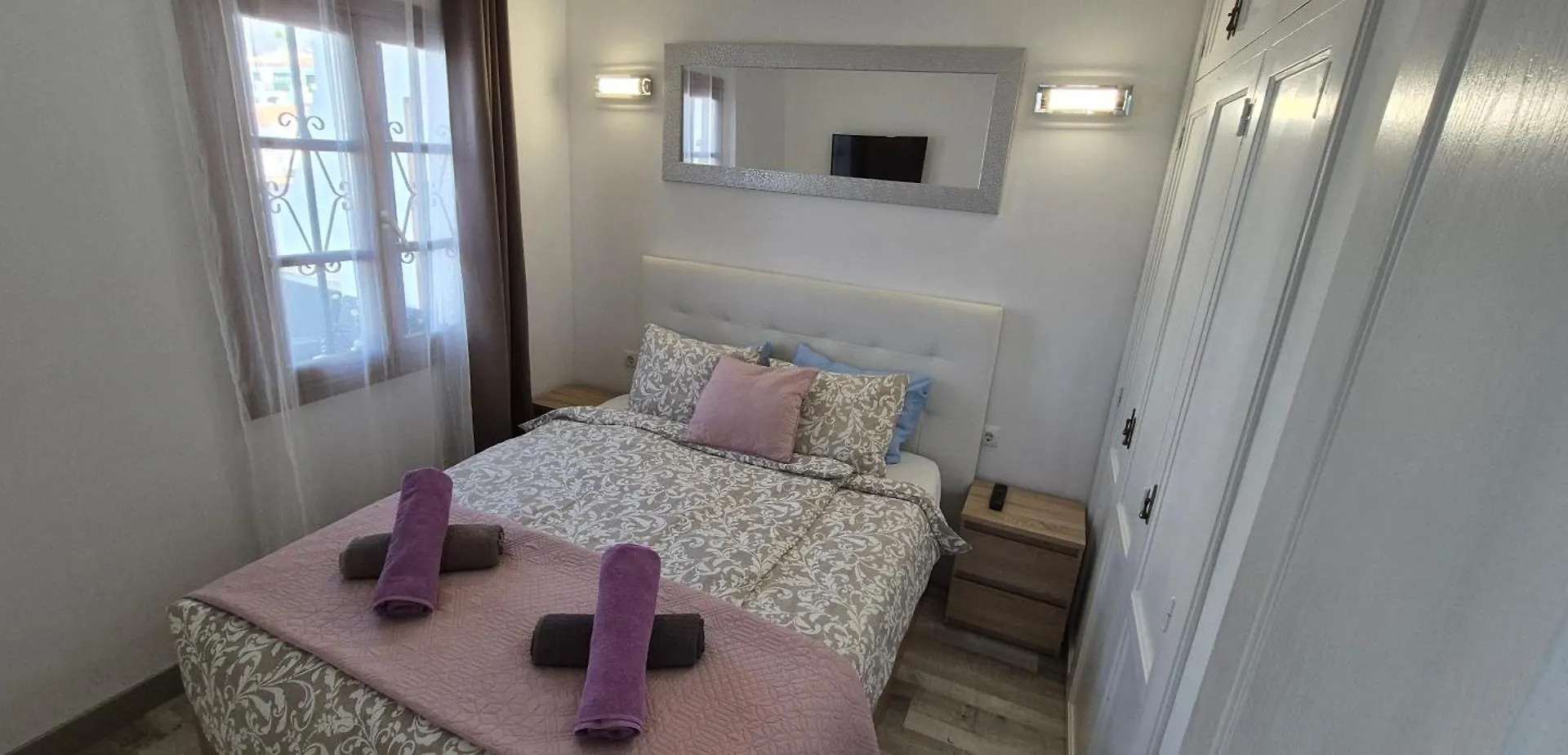 Nice Apartment With Heating Pool. Costa Adeje  0*, Costa Adeje (Tenerife)
